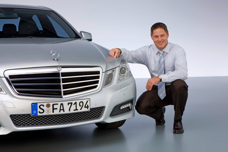 Illustration for article titled 2010 Mercedes E-Class: Mega Gallery